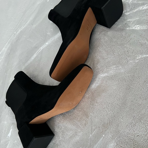 Vince - Kimmy Booties - Picture 5 of 7